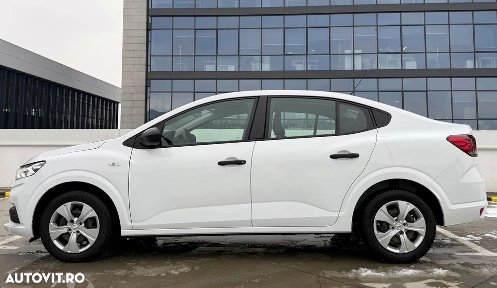 Dacia Logan TCe 90 Essential - 7