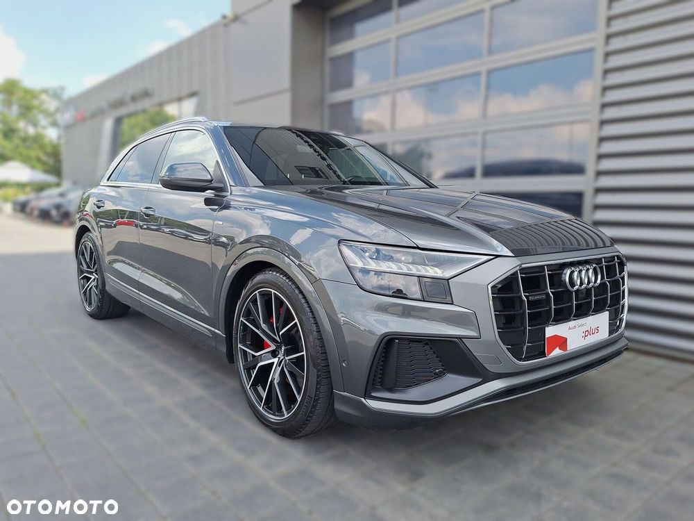 Audi Q8 - 35