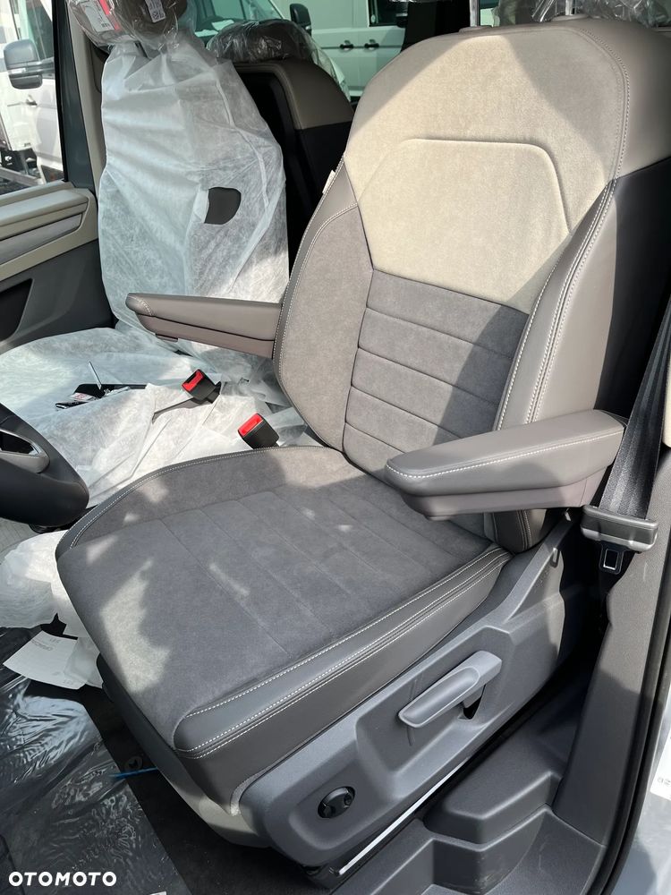 Volkswagen Multivan 2.0 TDI L2 Edition DSG - 12
