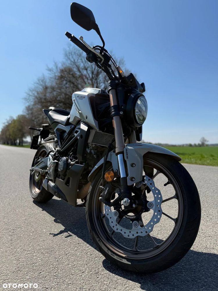 Honda CB - 21