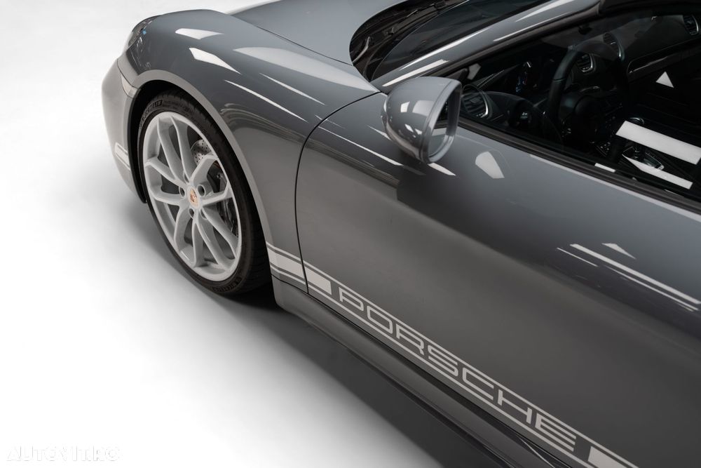 Porsche Boxster - 7