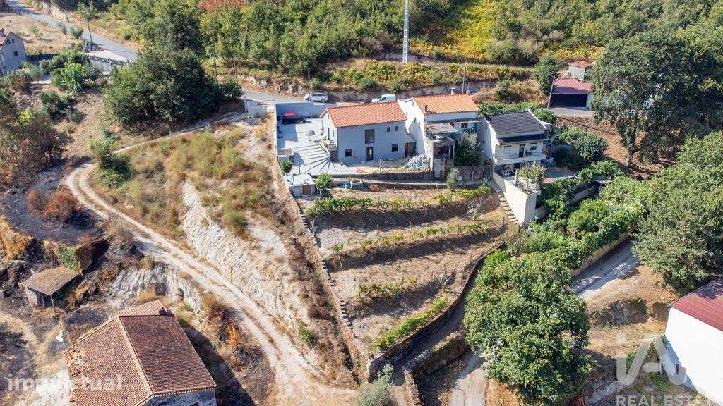 Casa de Campo T4 em Penalva de Alva e São Sebastião da Feira de 140 m2 - Grande imagem: 2/19