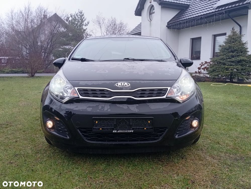 Kia Rio 1.4 Fifa World Cup Edition - 9