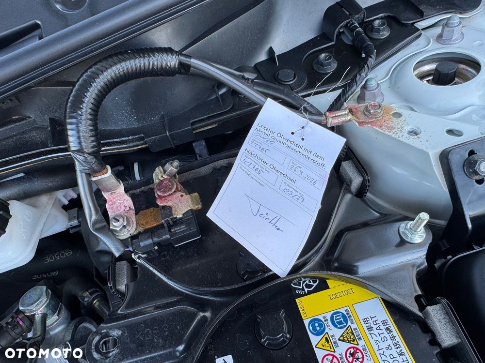 Mazda 2 SKYACTIV-G 90 White Edition - 38