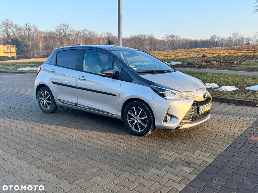 Toyota Yaris 1.5 20th Anniversary CVT - 9