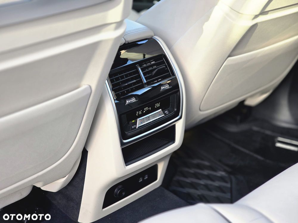 BMW X7 xDrive40d mHEV sport - 10