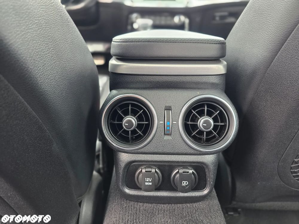 Kia Stinger 2.0 T-GDI XL - 29