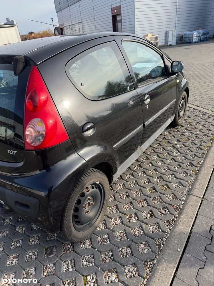 Peugeot 107 1.0 Happy - 10