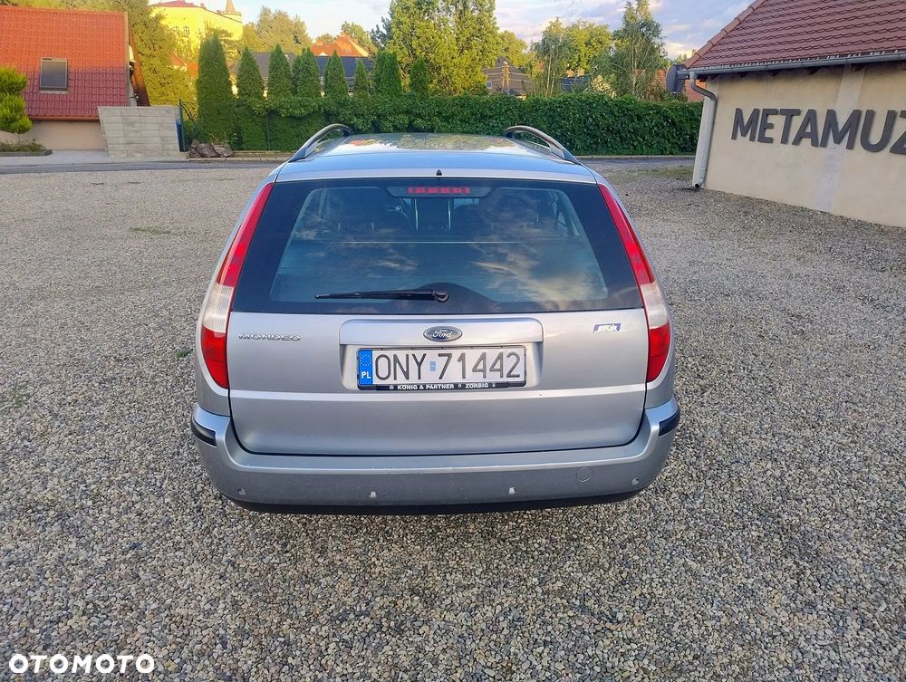 Ford Mondeo 2.0 Ghia - 4