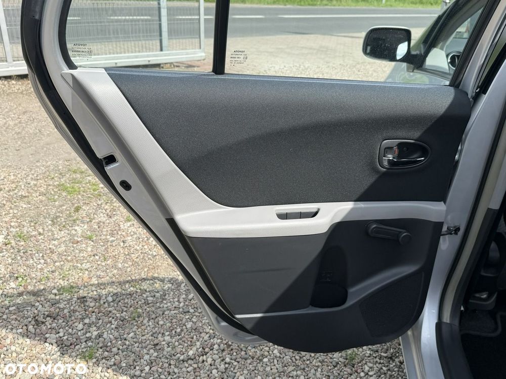 Toyota Yaris 1.33 VVT-i Multi Mode Sol - 32