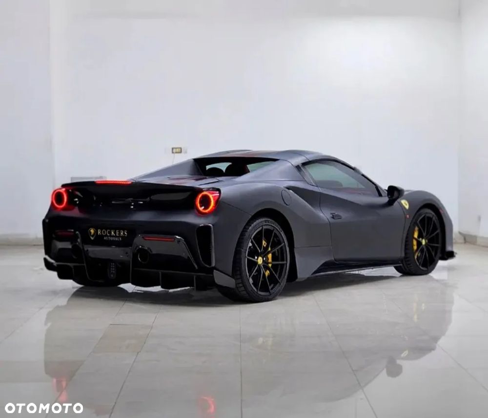 Ferrari 488 - 9