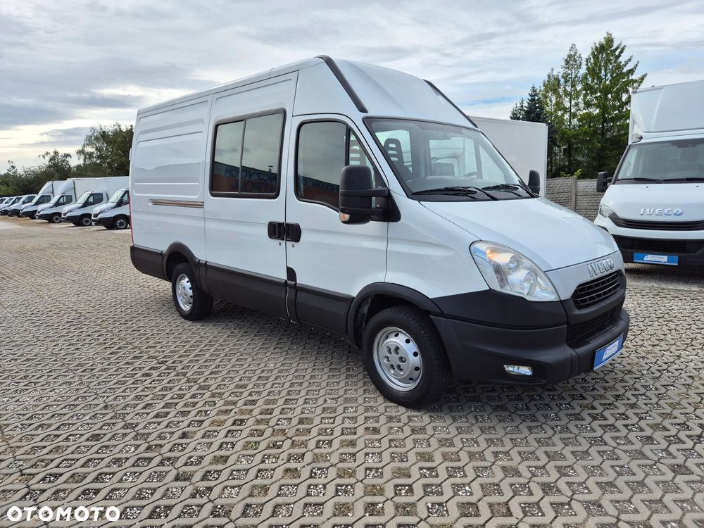 Iveco Daily 35S13 L3H2, Brygadówka 6 osób, blaszak, HAK 3.5T, klimatyzacja - 3
