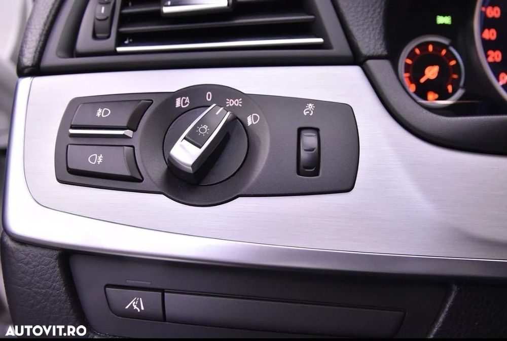 BMW Seria 5 530d xDrive AT - 20