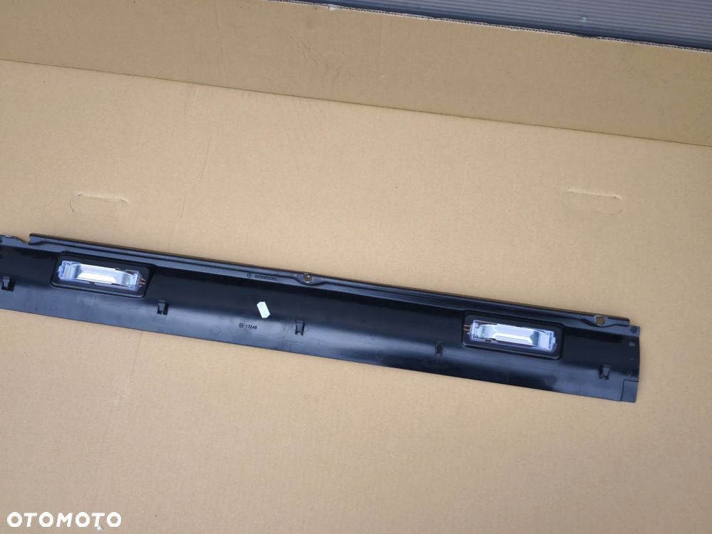 Listwa tył dachu Mercedes G-klasa w463 4636950050 - 3