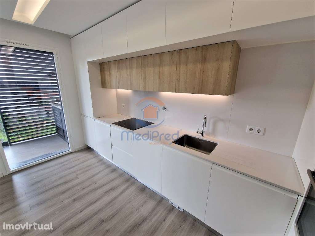 Apartamento T3 NOVO c/ 3 WCs, 2 Varandas e BOX | Santo António dos ... - Grande imagem: 3/53