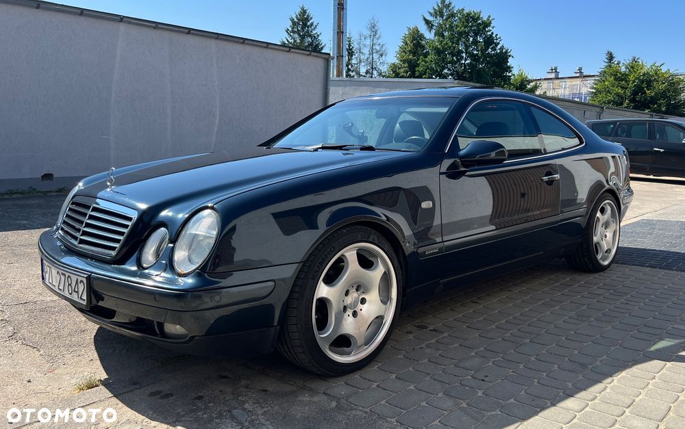 Mercedes-Benz CLK - 2