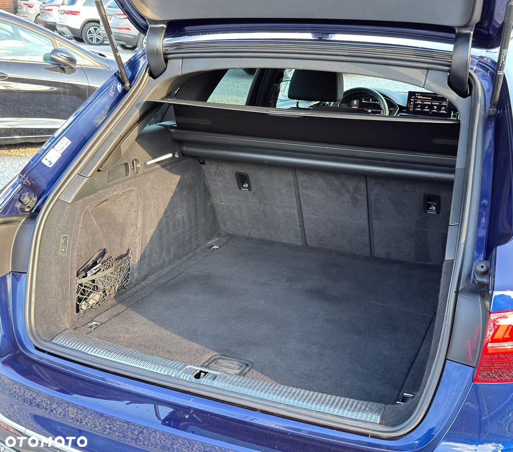 Audi A4 Avant 40 TFSI S tronic S line - 28