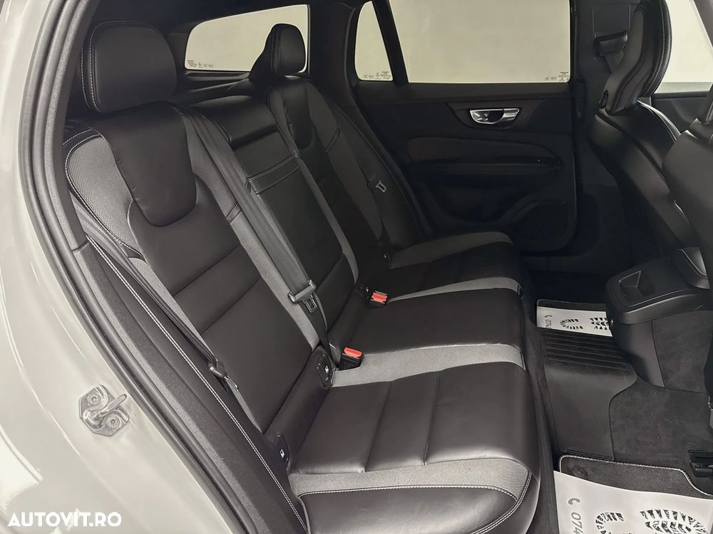 Volvo V60 D4 R-Design - 18