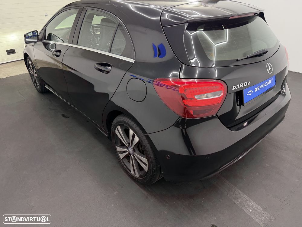 Mercedes-Benz A 180 d Urban - 9