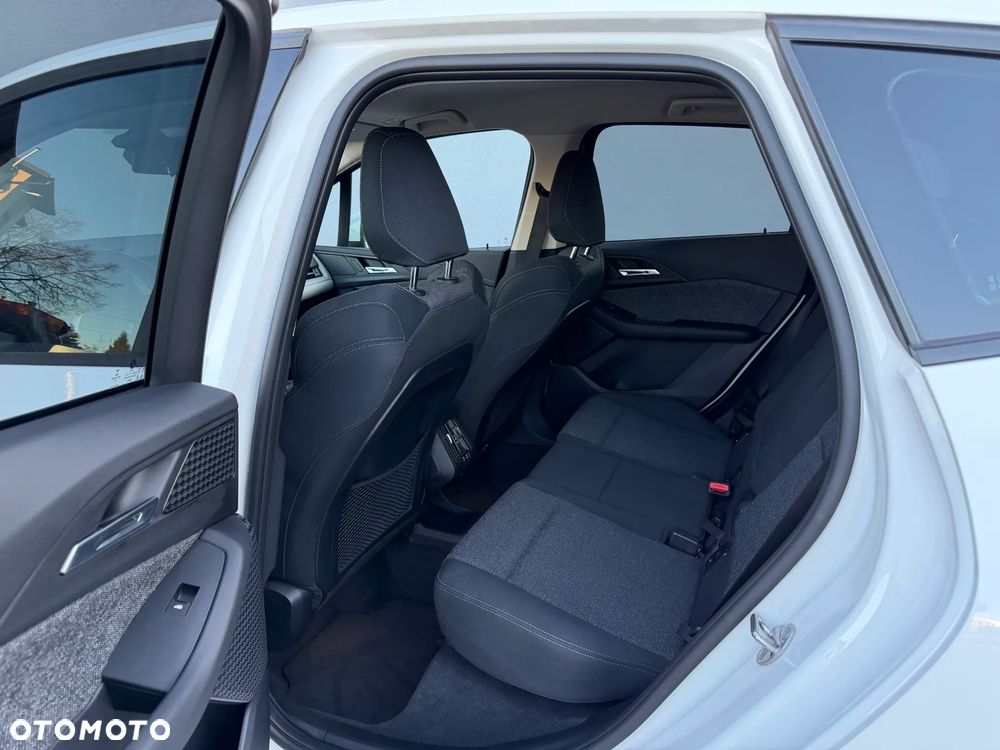 BMW Seria 2 218d - 8