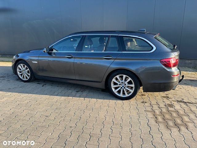 BMW Seria 5 520d xDrive Luxury Line - 10