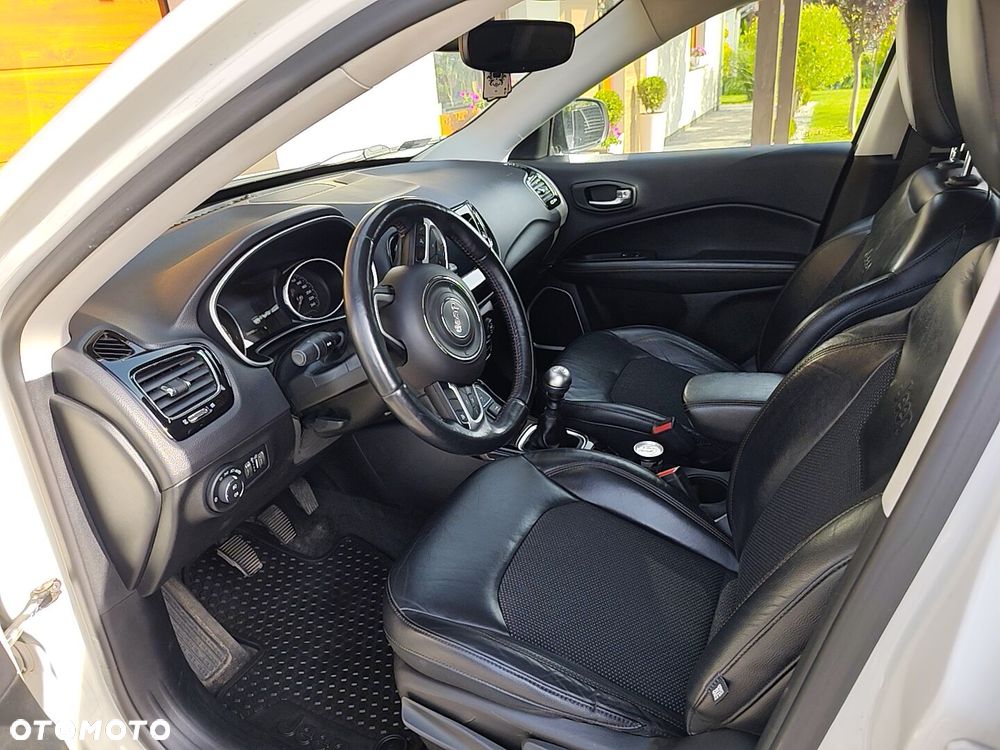 Jeep Compass 2.0 MJD Limited 4WD S&S - 28