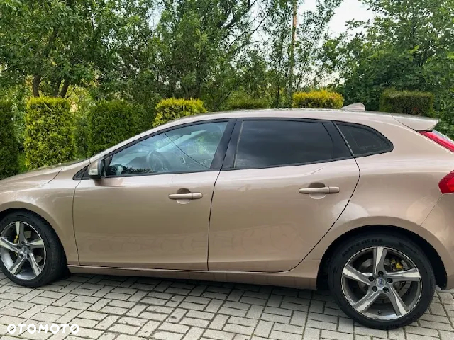 Volvo V40 D2 - 5