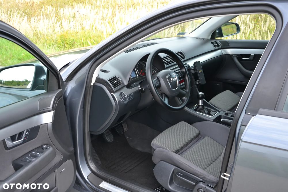 Audi A4 Avant - 10