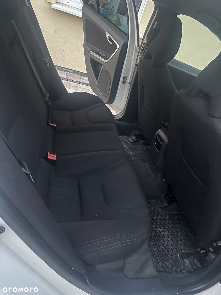 Volvo S60 - 12