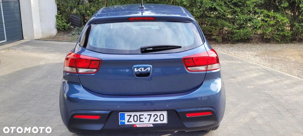 Kia Rio - 9