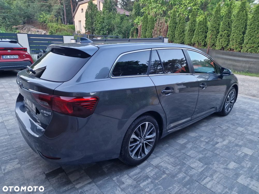 Toyota Avensis 2.0 D-4D Prestige - 5