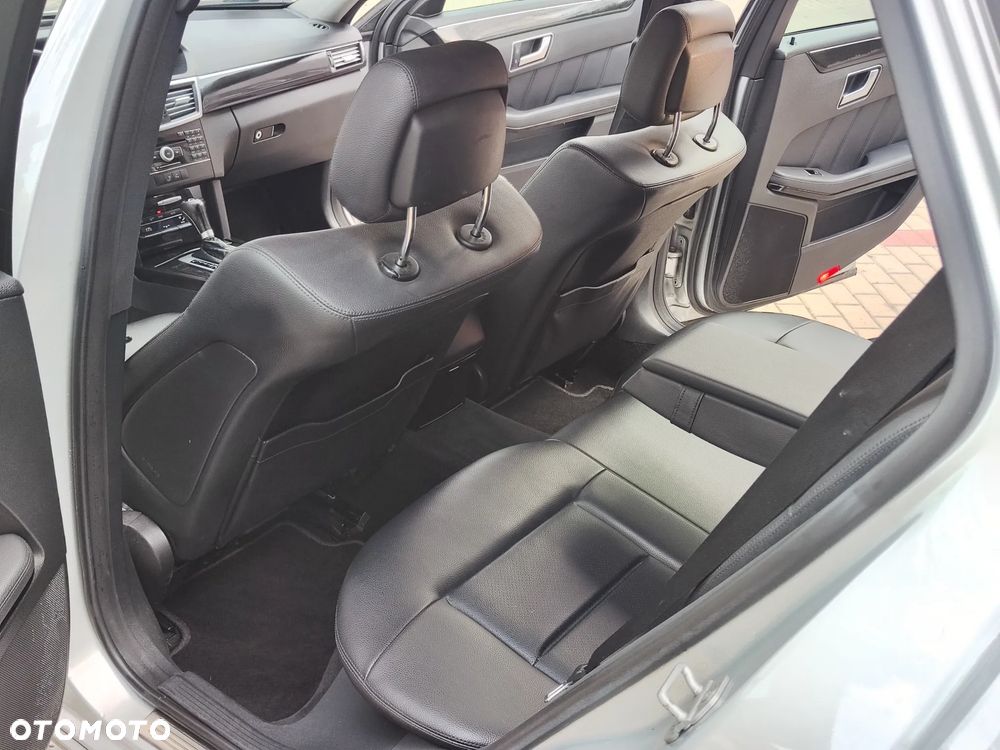 Mercedes-Benz Klasa E 200 CDI DPF BlueEFFICIENCY Automatik Avantgarde - 13