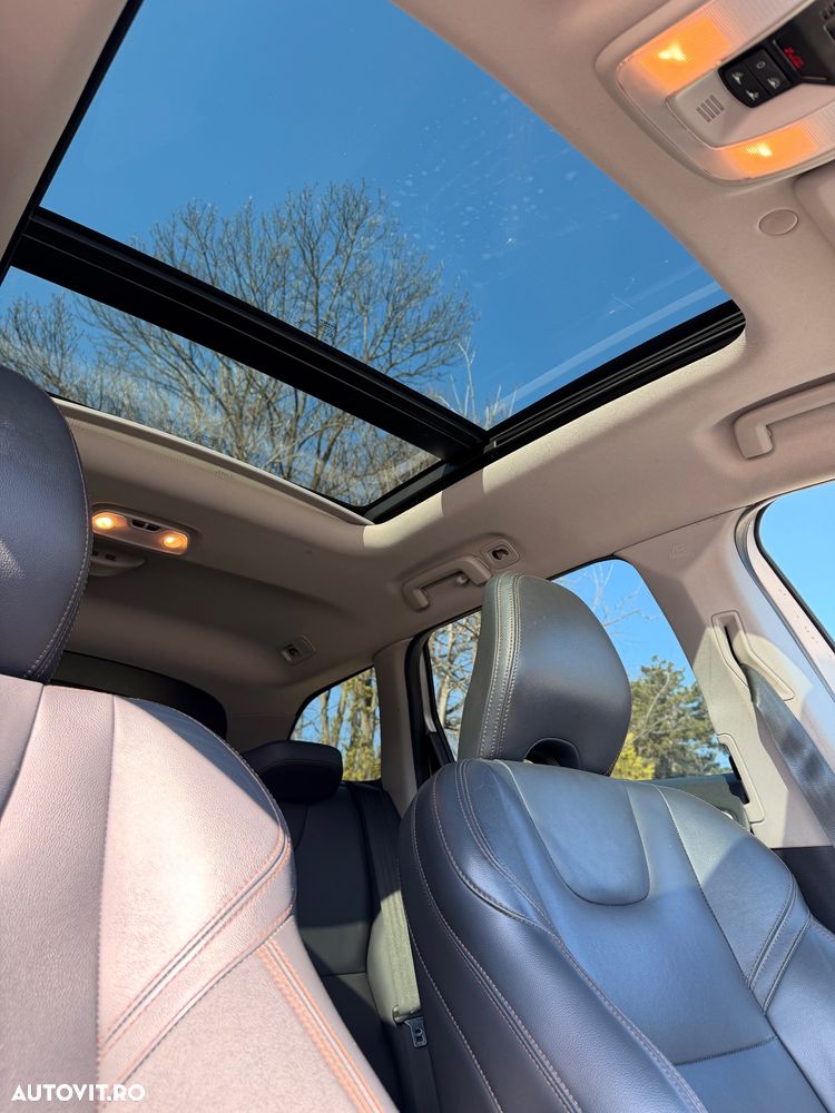 Volvo XC 60 D4 Geartronic Summum - 17