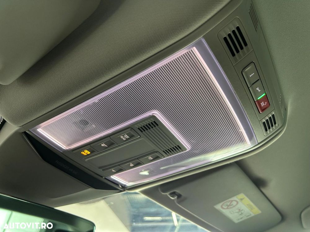 Volkswagen Passat - 28