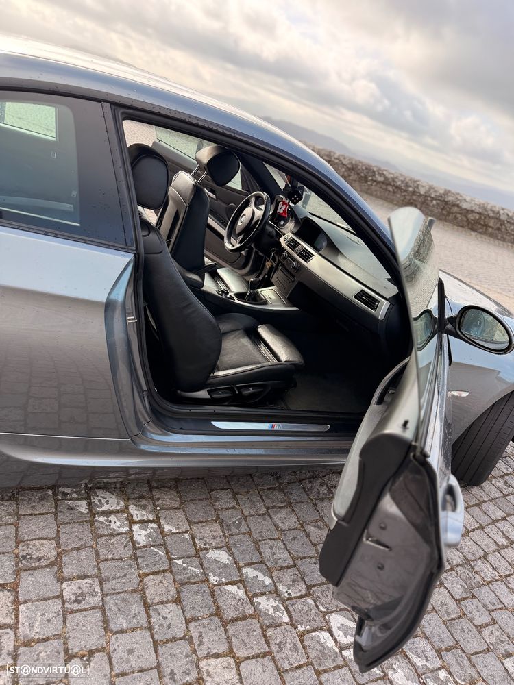 BMW 320 d Coupe - 15