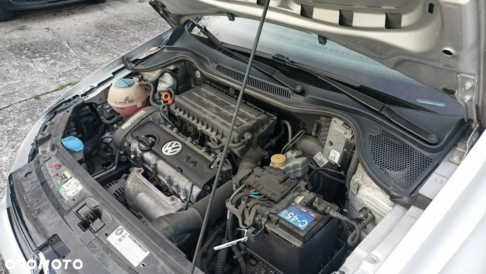 Volkswagen Polo 1.4 16V Trendline - 36