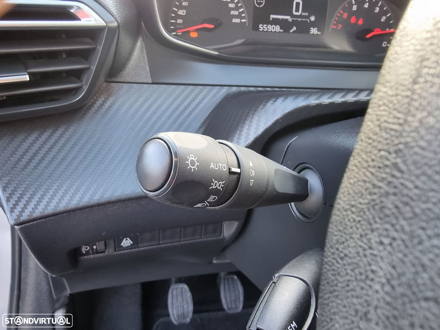 Peugeot 208 1.2 PureTech Active - 17