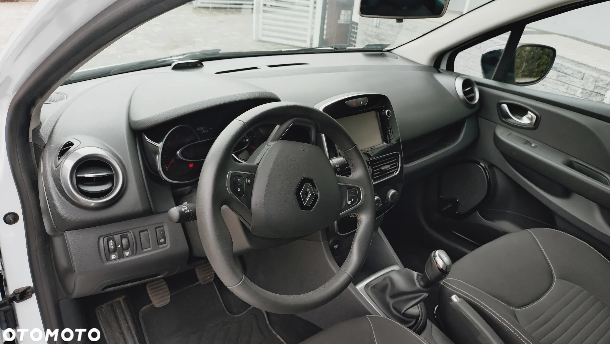 Renault Clio 0.9 Energy TCe Limited - 10