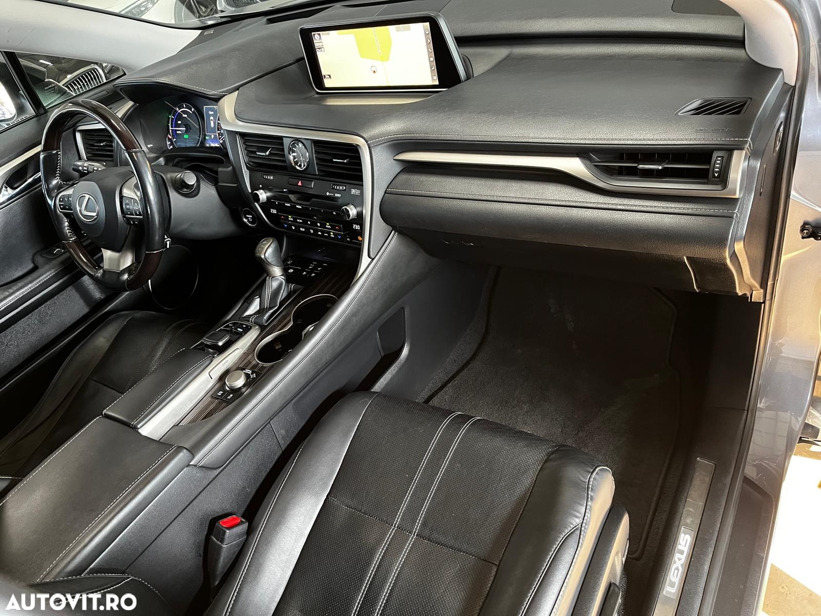 Lexus Seria RX 450h Aut. Luxury (trapa panoramica) - 34