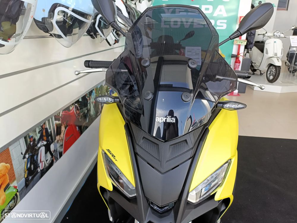 Aprilia SR GT 125 Sport - 4