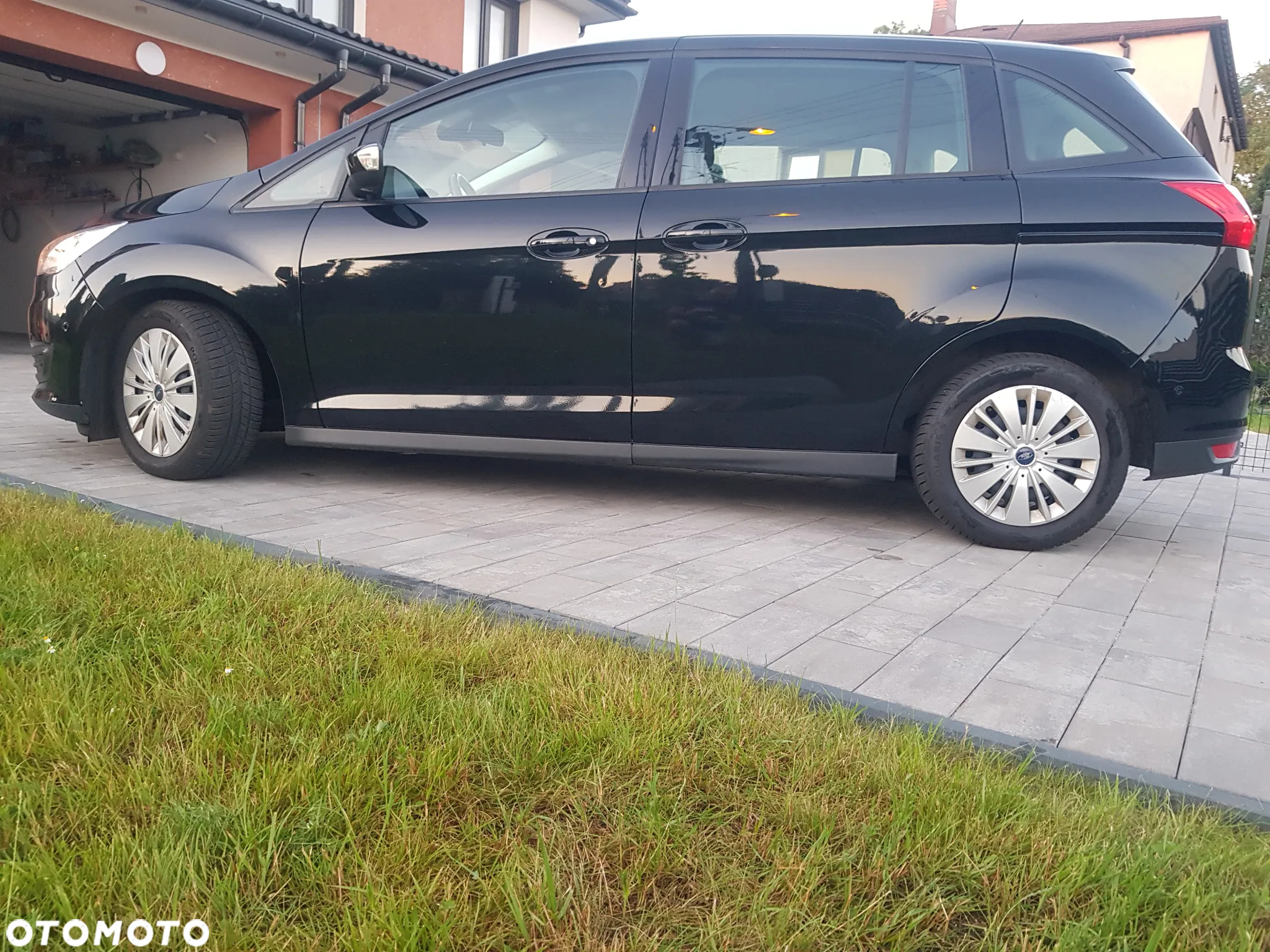 Ford Grand C-MAX Gr 1.0 EcoBoost Trend ASS - 11