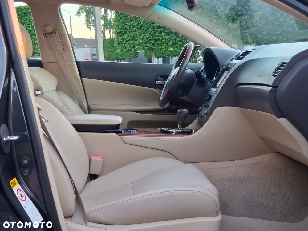 Lexus GS 450h Prestige + - 30
