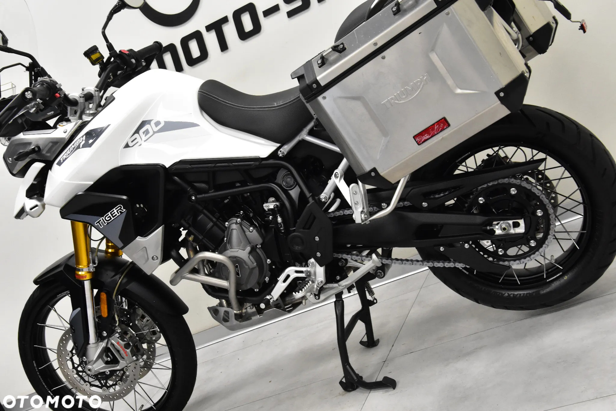 Triumph Tiger - 12
