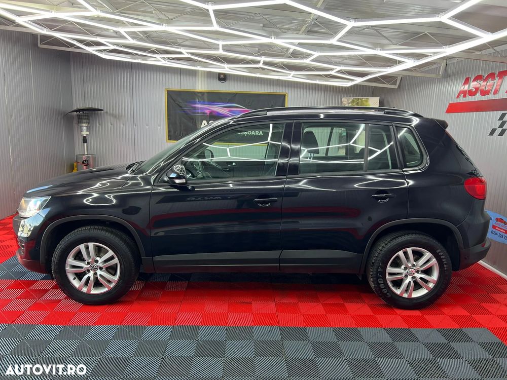 Volkswagen Tiguan - 19