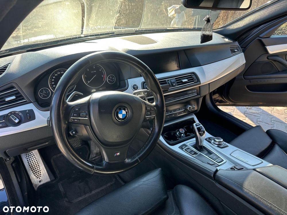 BMW Seria 5 520d Sport-Aut - 23