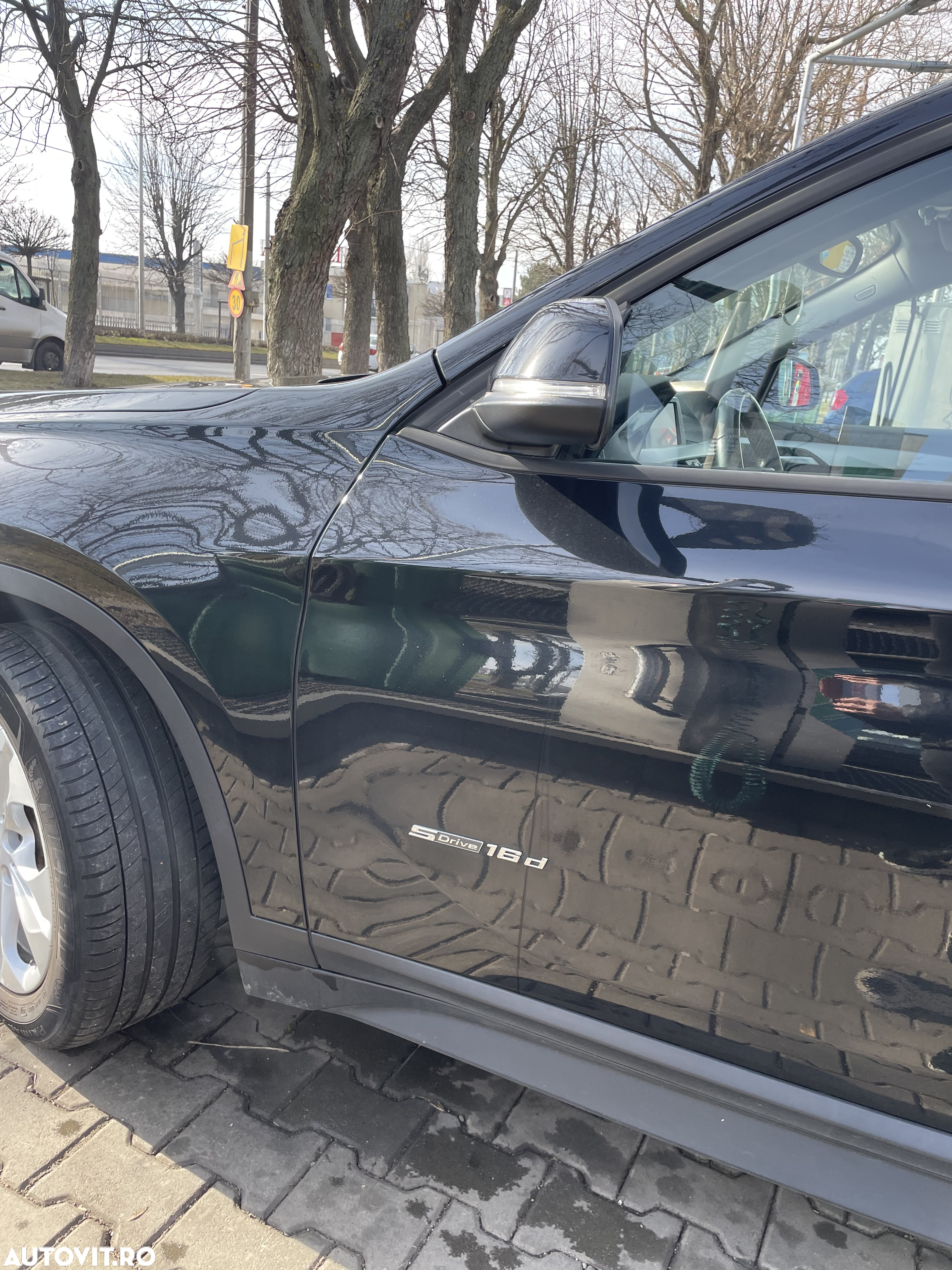 BMW X1 sDrive16d - 13