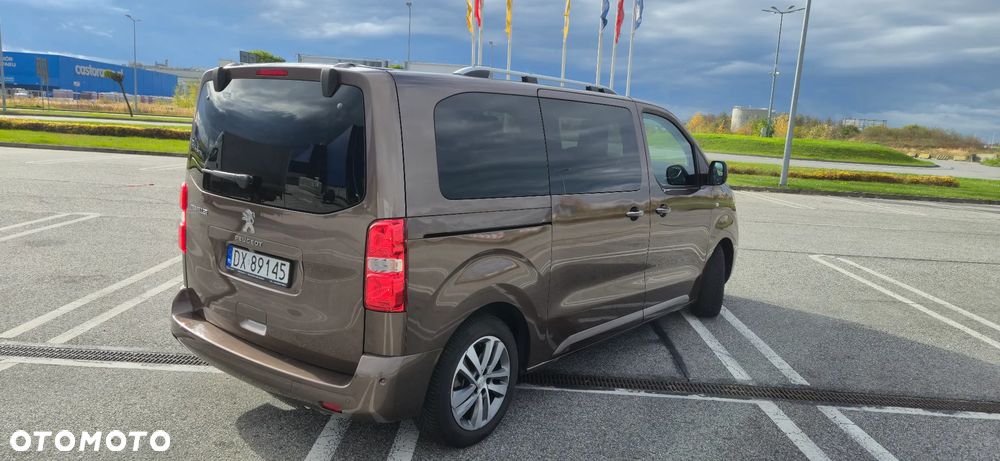 Peugeot Traveller L2 2.0 EAT8 Business VIP - 8