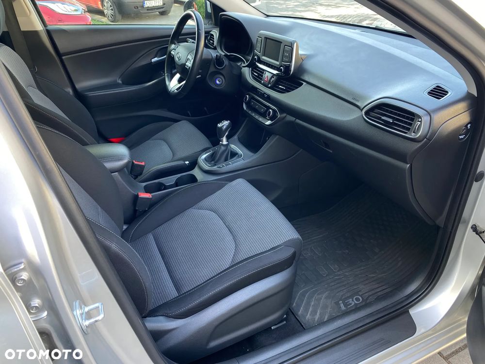 Hyundai i30 1.4 Classic + - 13