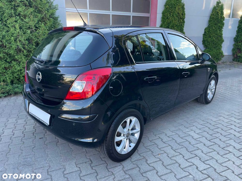Opel Corsa - 4