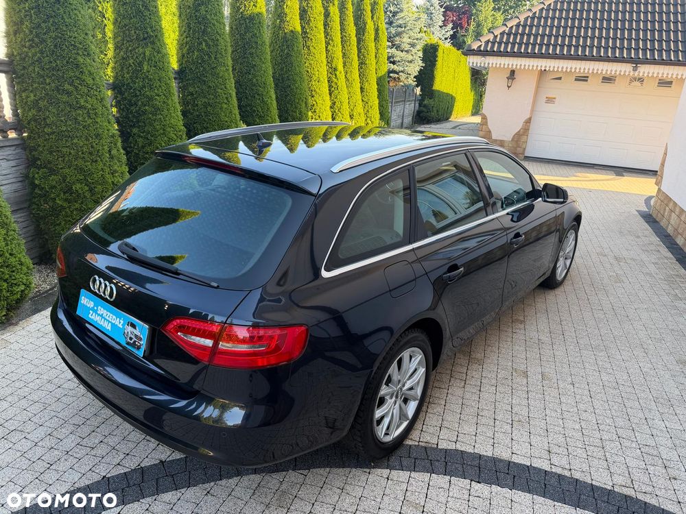 Audi A4 Avant 2.0 TDI DPF clean diesel multitronic Ambiente - 9